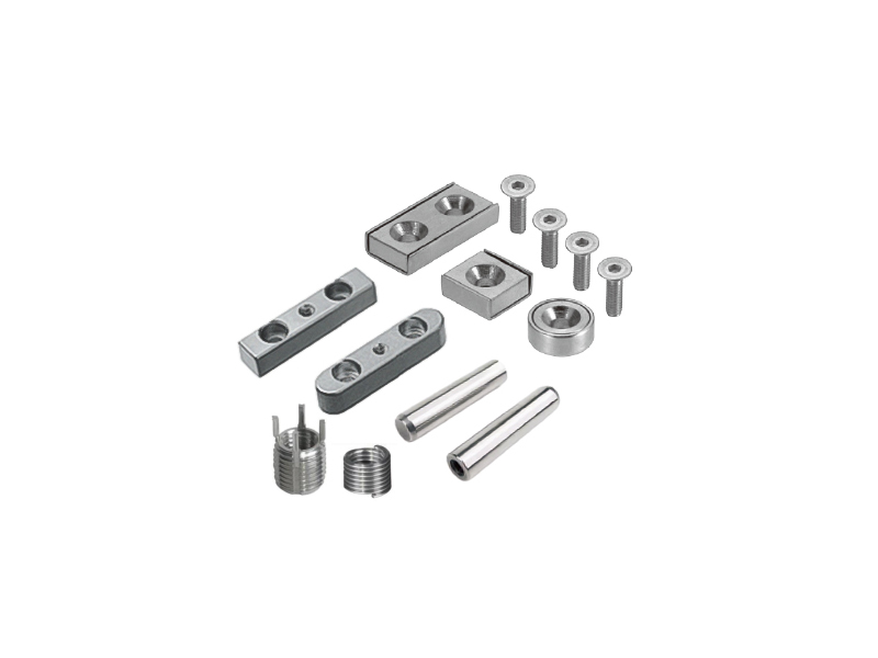 Small Parts / Magnet